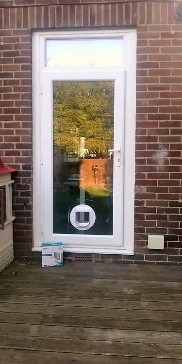 Cat flap fitters Gosforth and Brunton Park