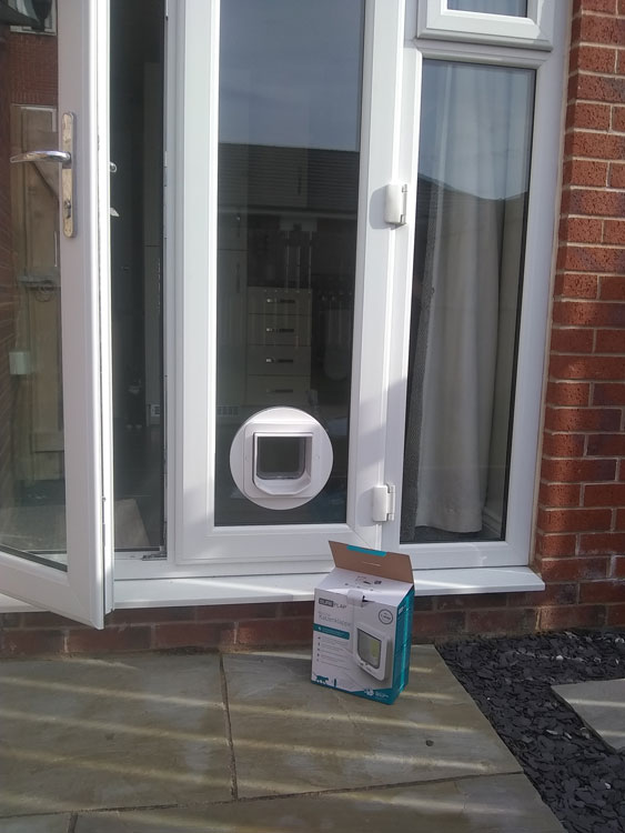 Cat flap fitters Gosforth and Newcastle