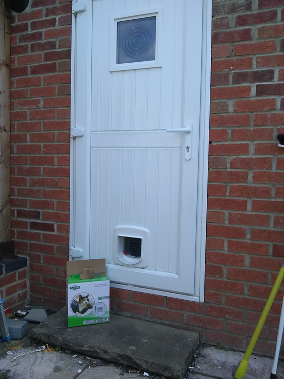 Cat flap fitters Sunderland, Tyne and Wear