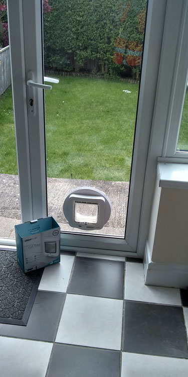 Cat and dog flap fitters Denton Burn and Slatyford