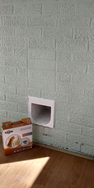 cat and dog flap fitters Ryhope and Sunderland