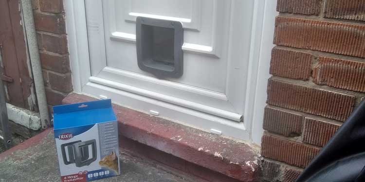 Cat and dog flap fitters Slatyford and Newcastle