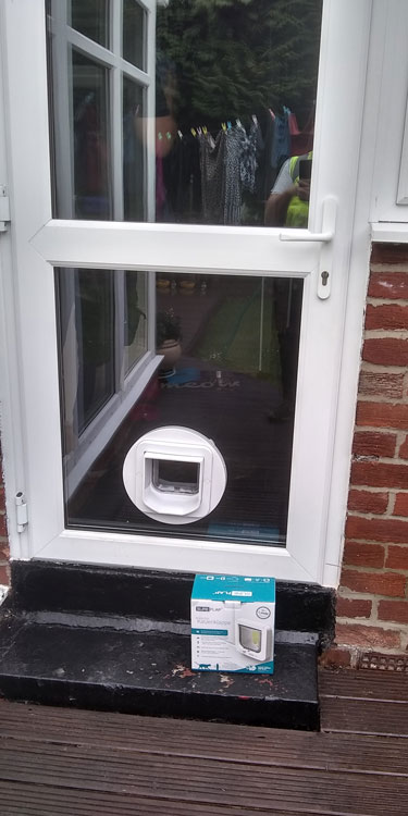 Cat and dog flap fitters Swalwell and Gateshead