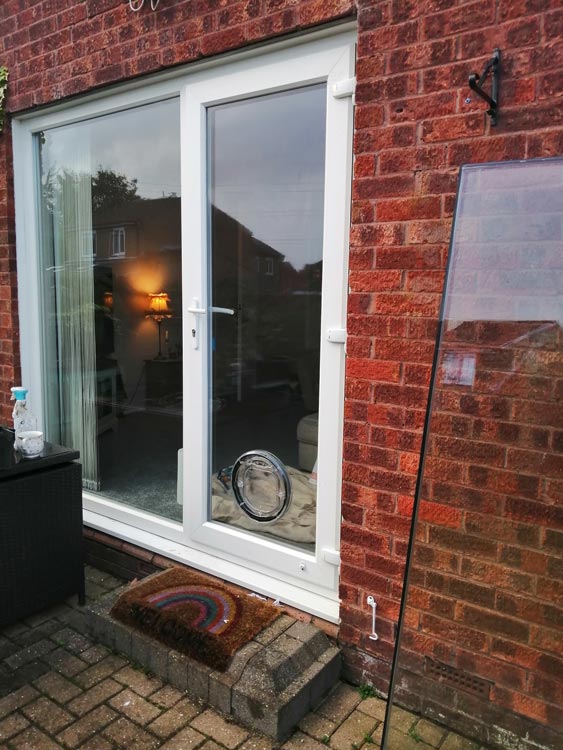 Cat and dog flap fitters Backworth and North Tyneside