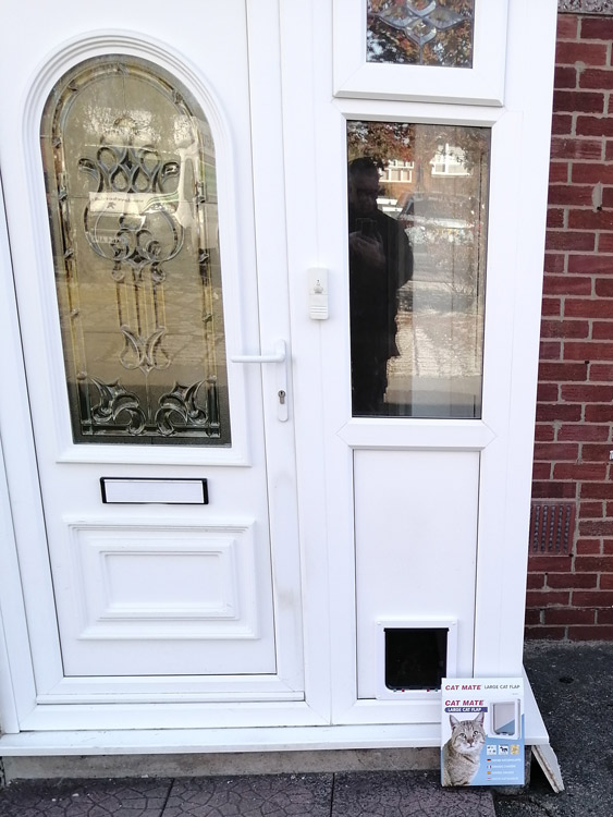 Cat flap fitters Birtley and Chester-le-Street