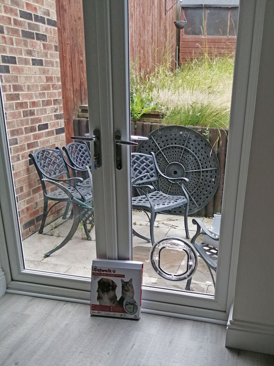 Cat flap fitters Gateshead and Birtley