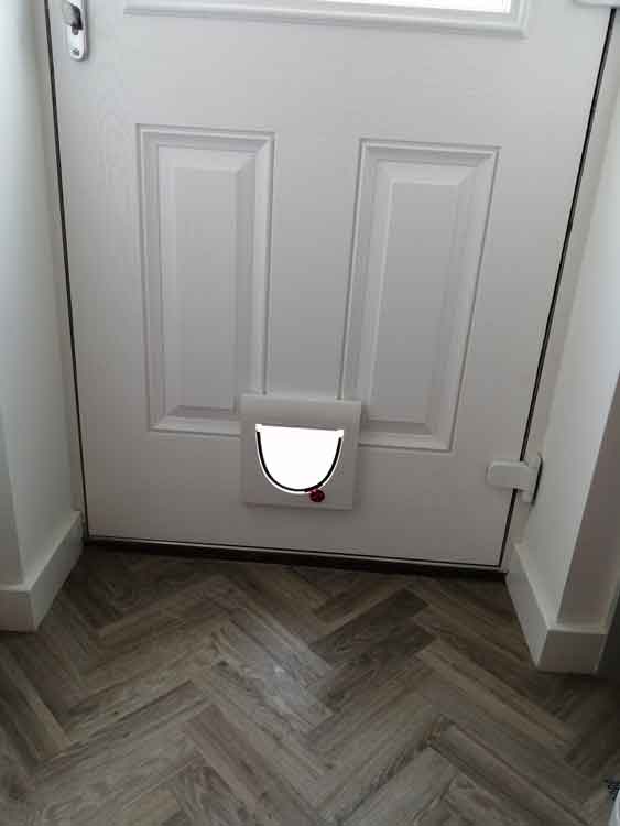 Cat flap fitters Great Park and Gosforth