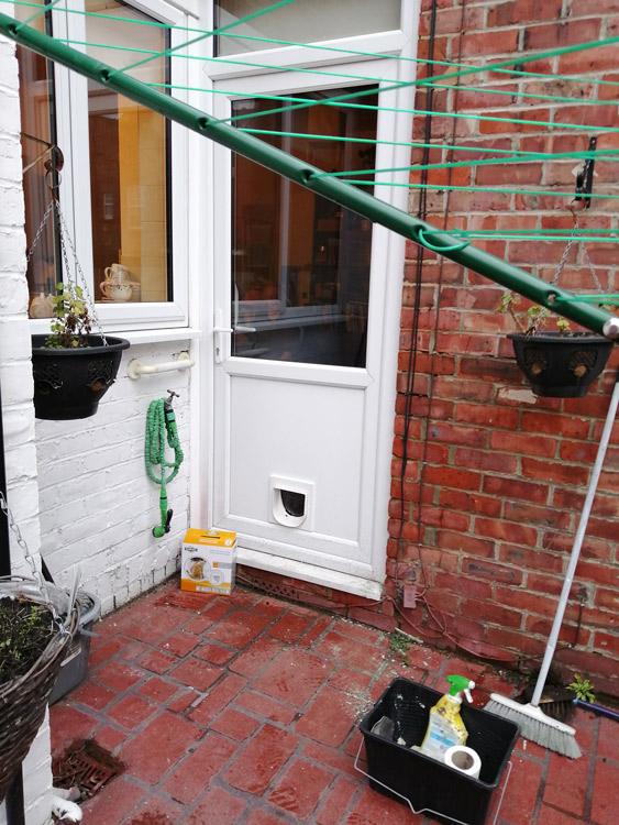Cat flap fitters South Shields