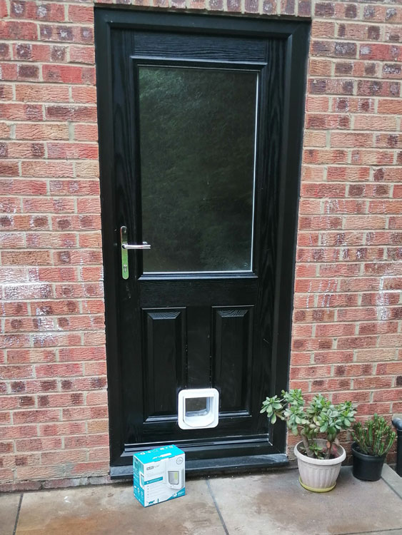 Cat flap fitters Sunderland