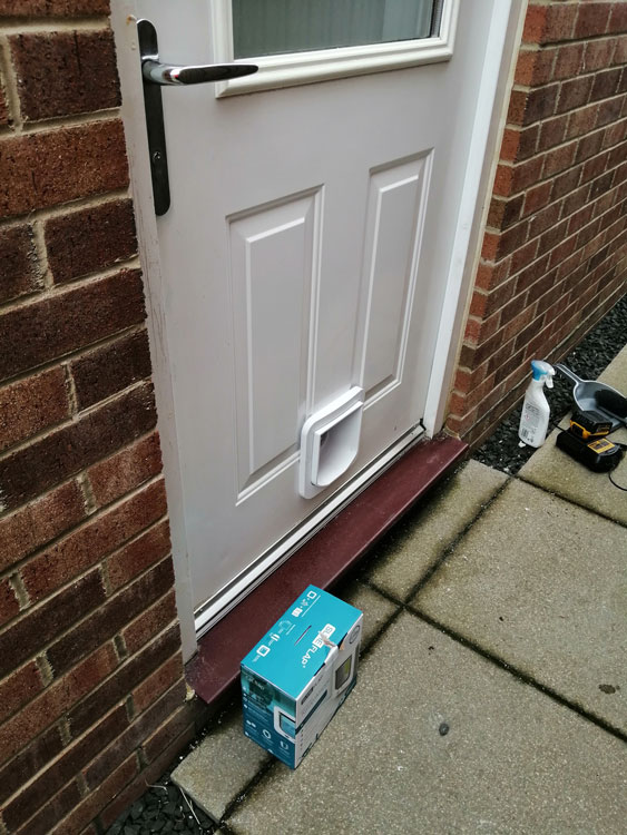 Cat flap fitters Sunderland