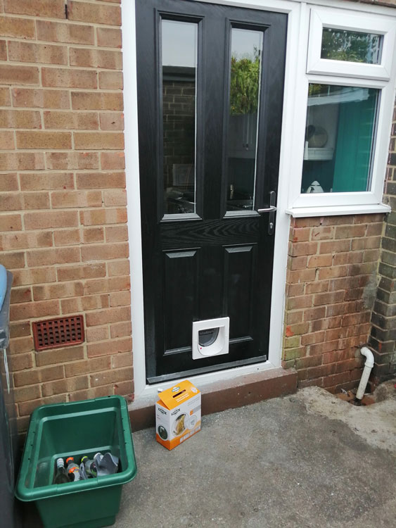 cat flap fitters Sunderland