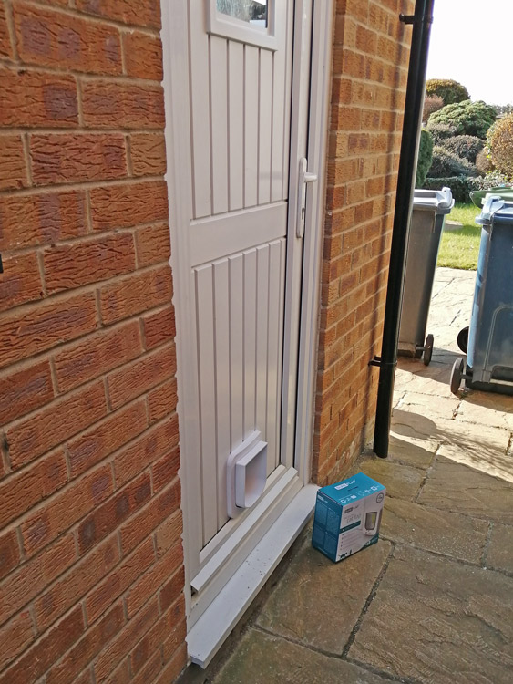 Cat flap fitters Whitburn