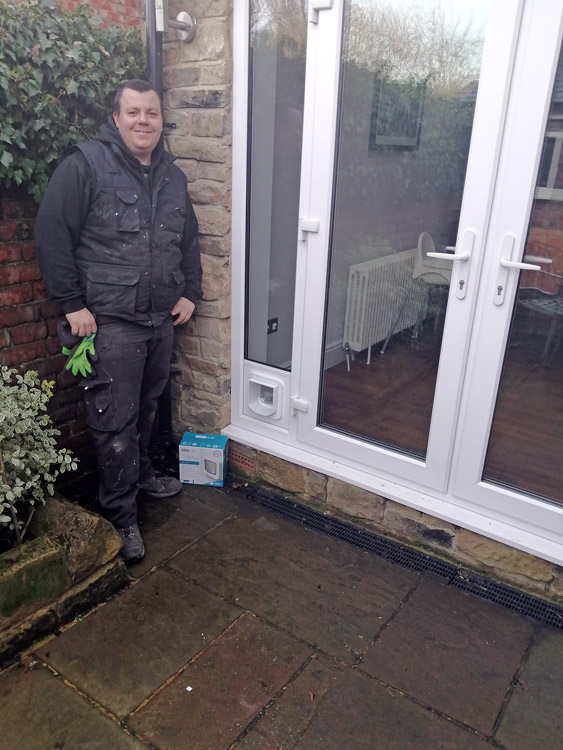 Cat flap fitters Wylam and Northumberland