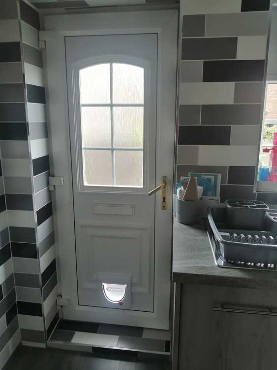 Cat flap fitters near me