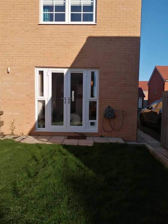 Cat flap fitters near me