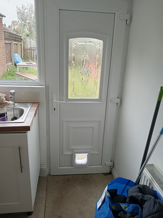 Cat flap fitters near me