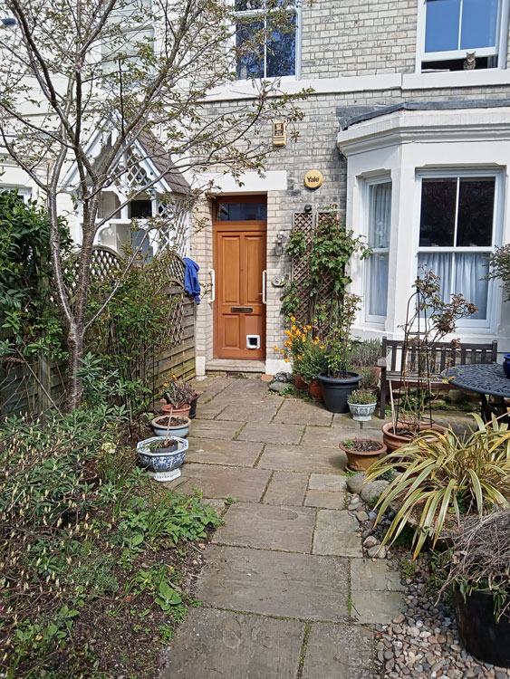 Cat flap installers Jesmond