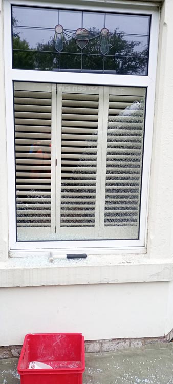 Glass suppliers near me